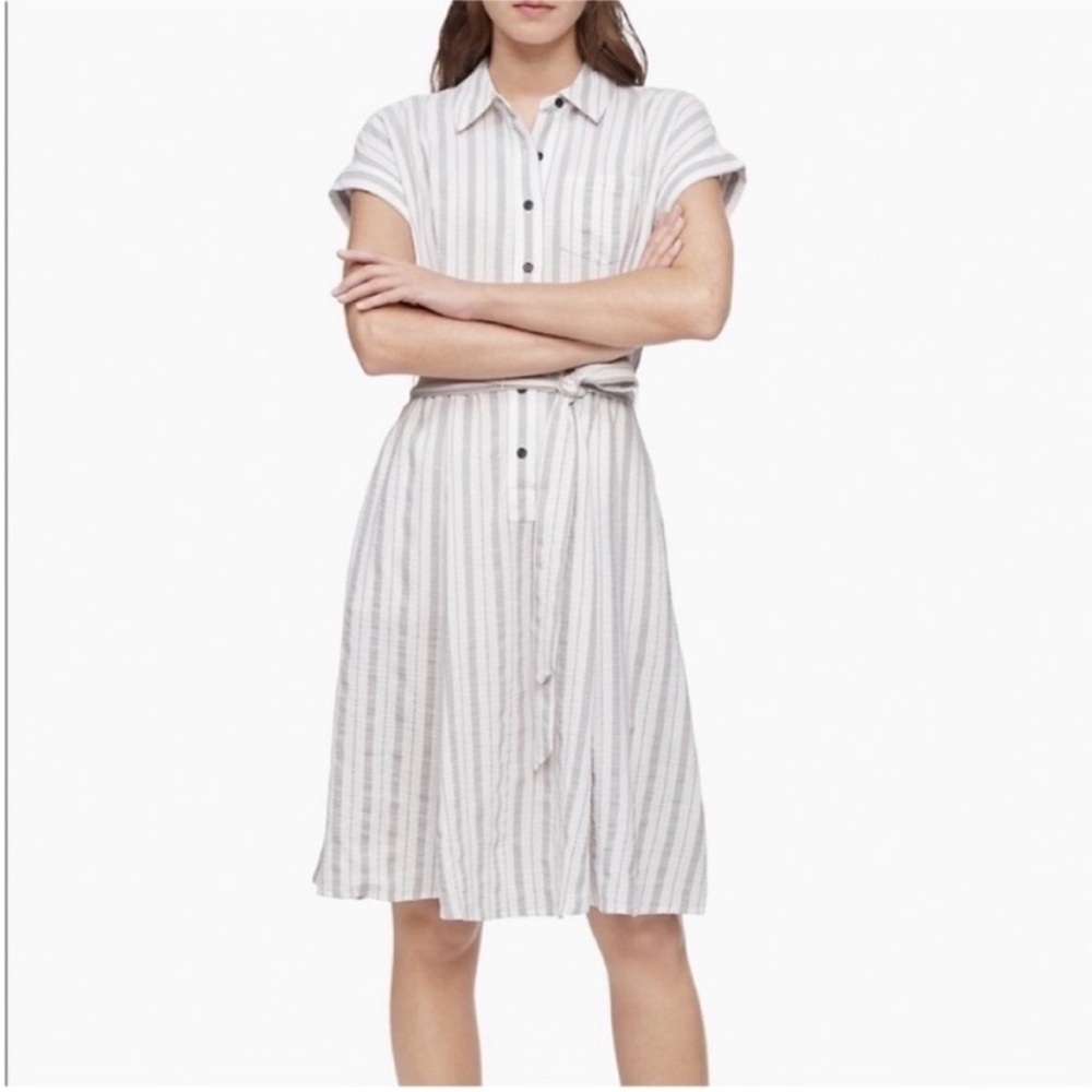 Calvin Klein belted dress - Picture 2 of 4